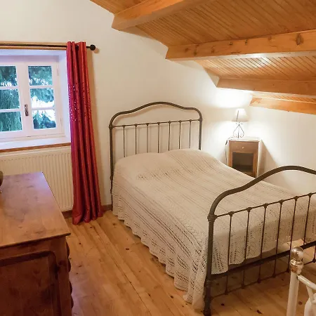 Beautiful Holiday In Near Forest * Saugues