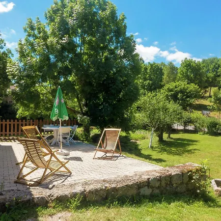 Beautiful Holiday In Near Forest * Saugues
