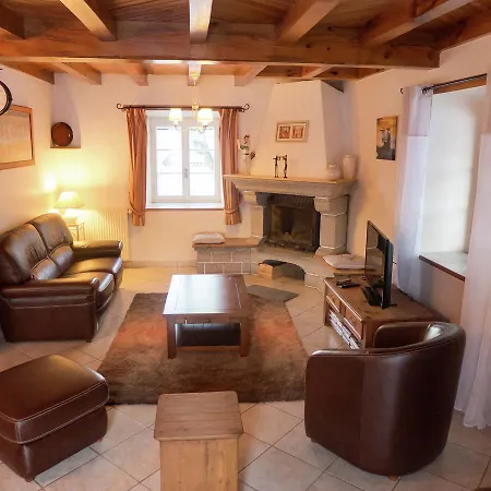 Beautiful Holiday In Near Forest * Saugues
